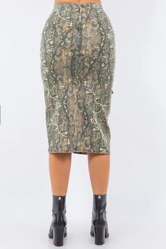 Cargo Skirt With Contrast Pockets In Woodland Camo