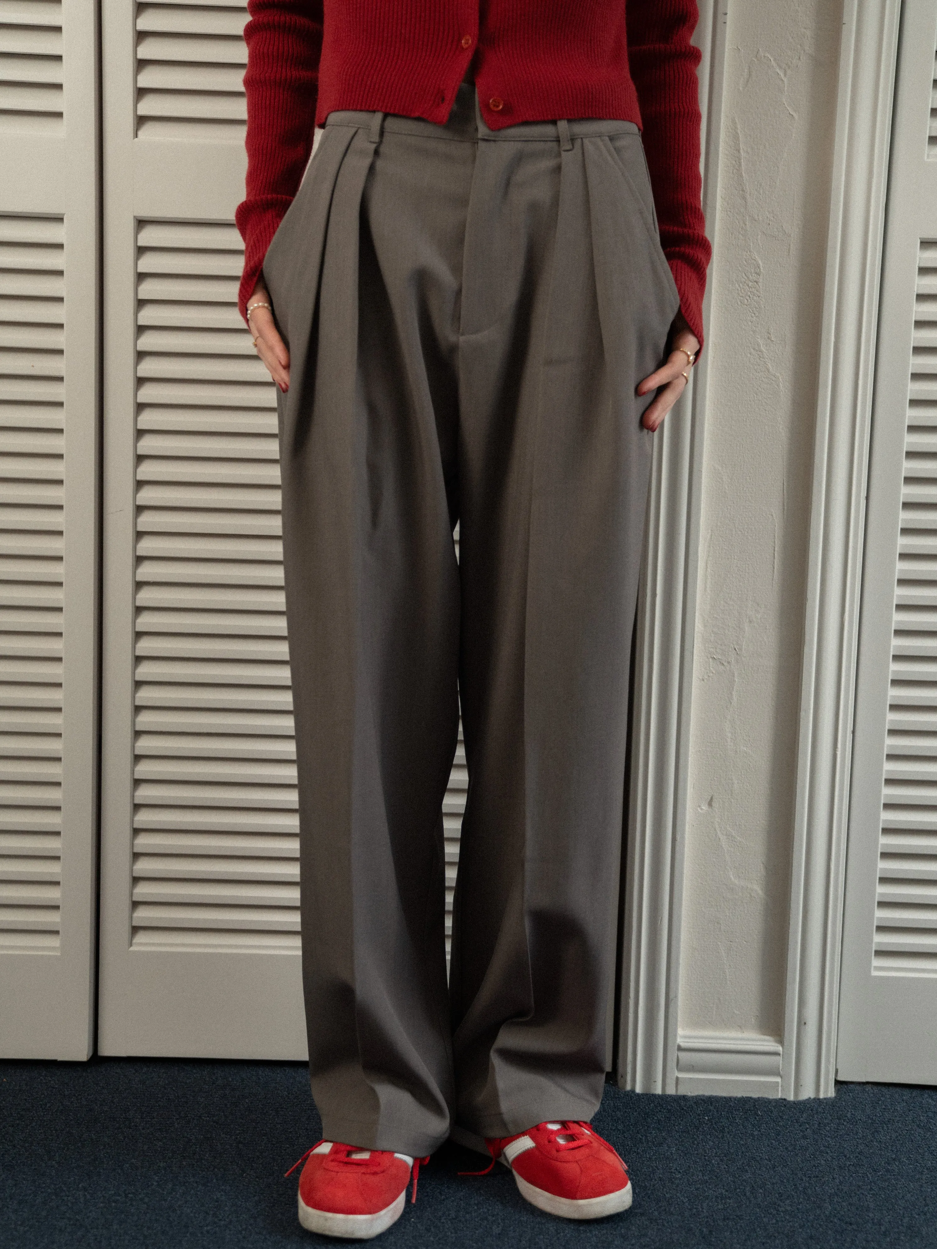 Classic High-waisted Tuck Pants