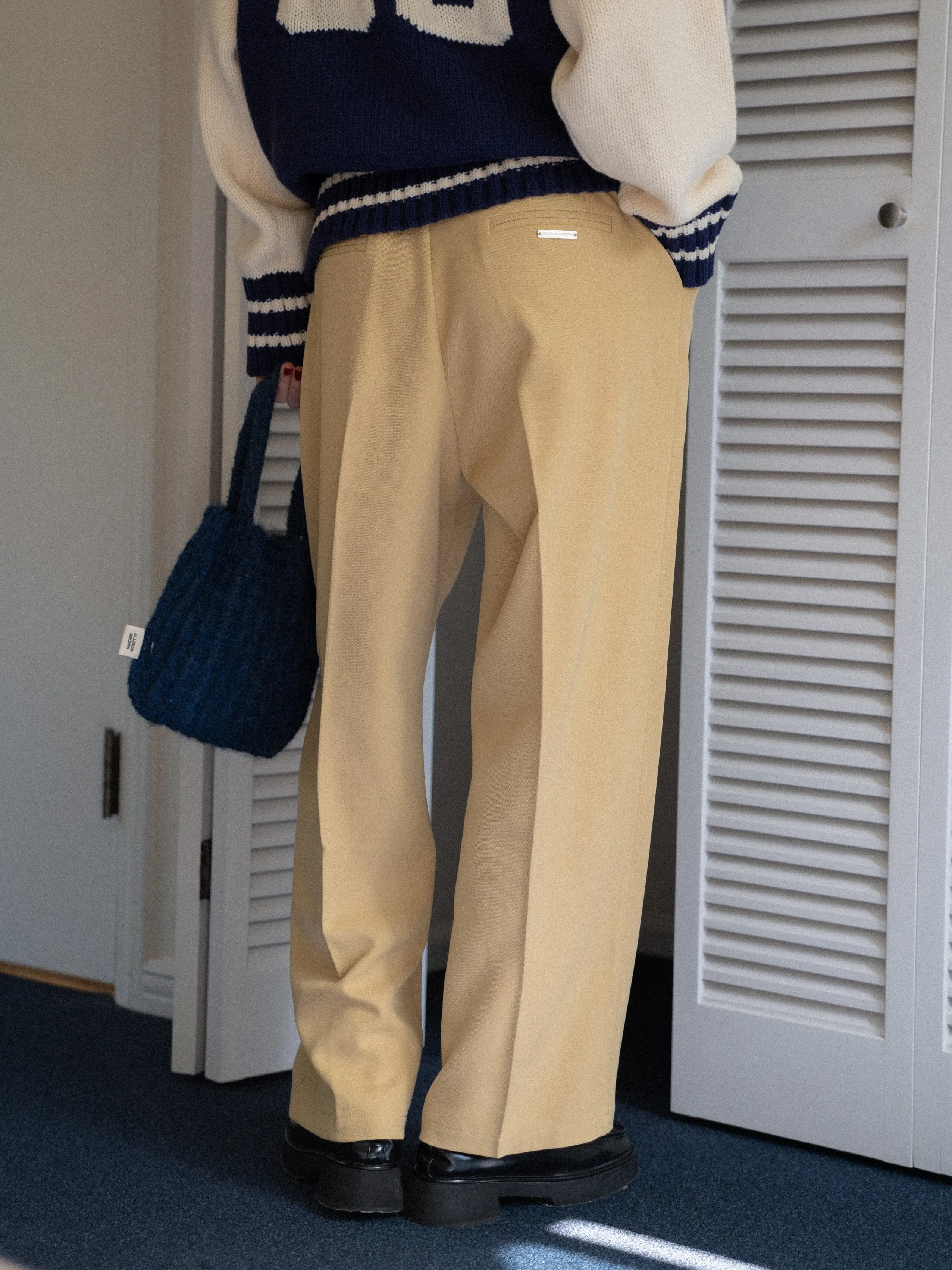 Classic High-waisted Tuck Pants