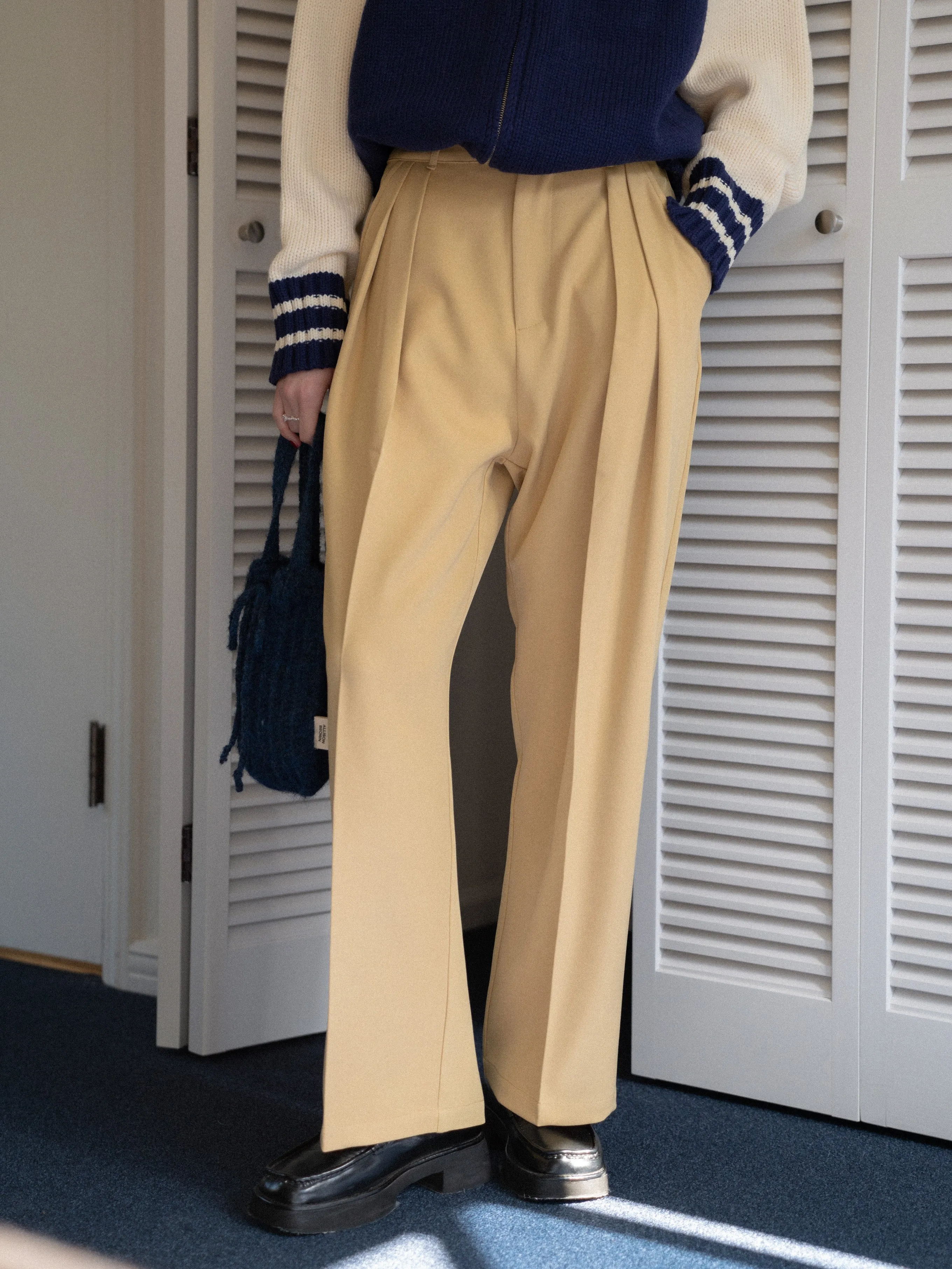Classic High-waisted Tuck Pants