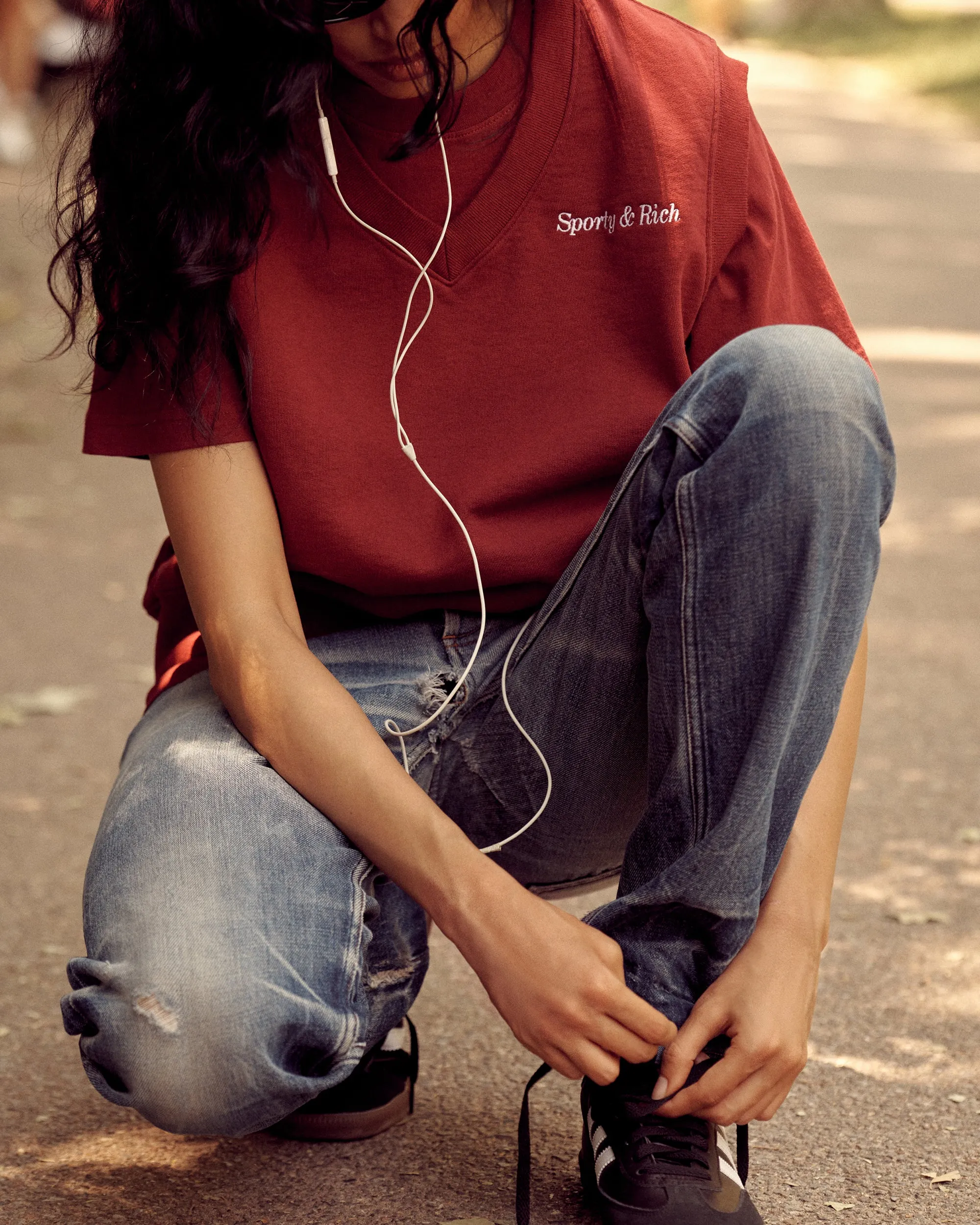 Classic Logo Embroidered V-Neck Vest - Merlot/White