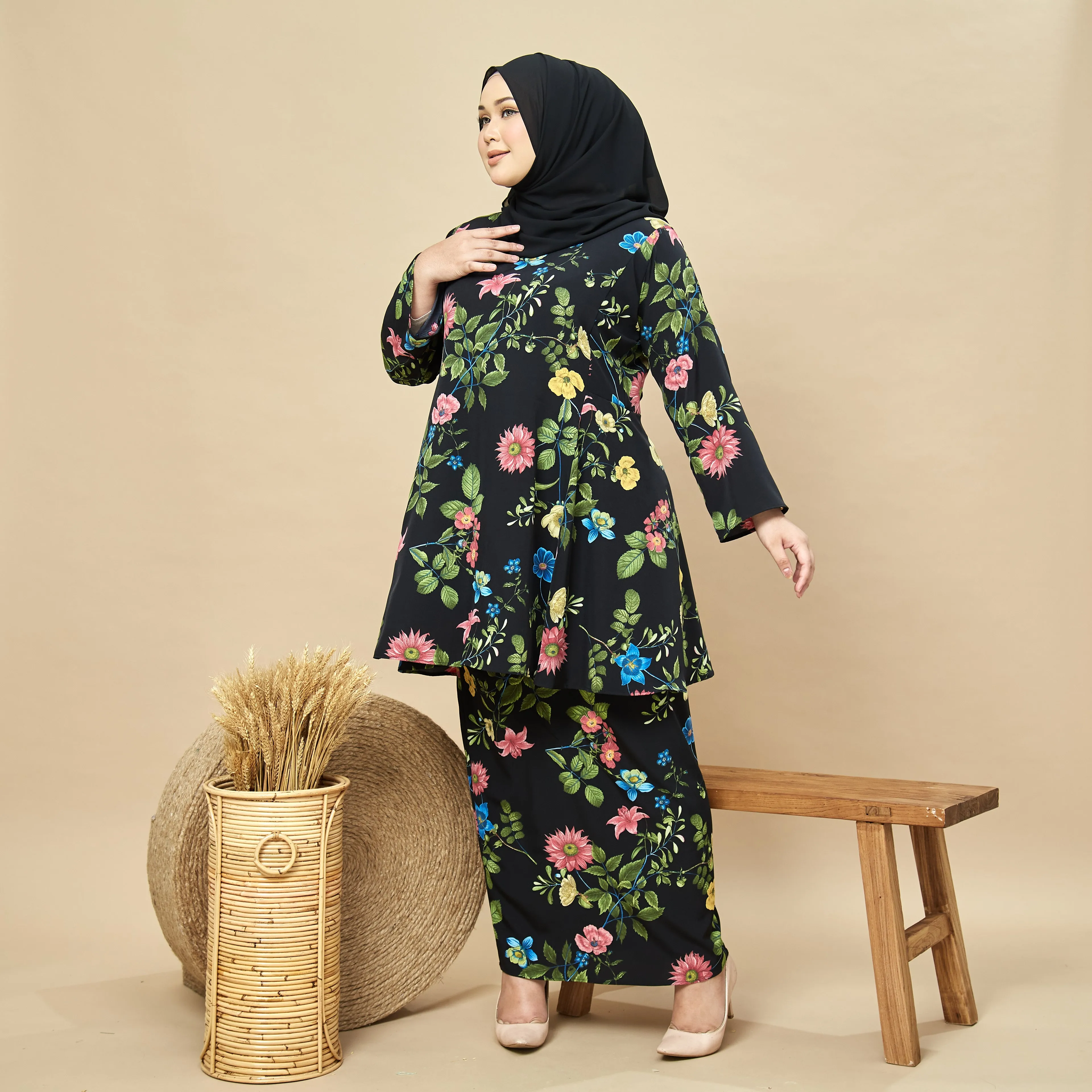 Habib Kurung Set II - Black