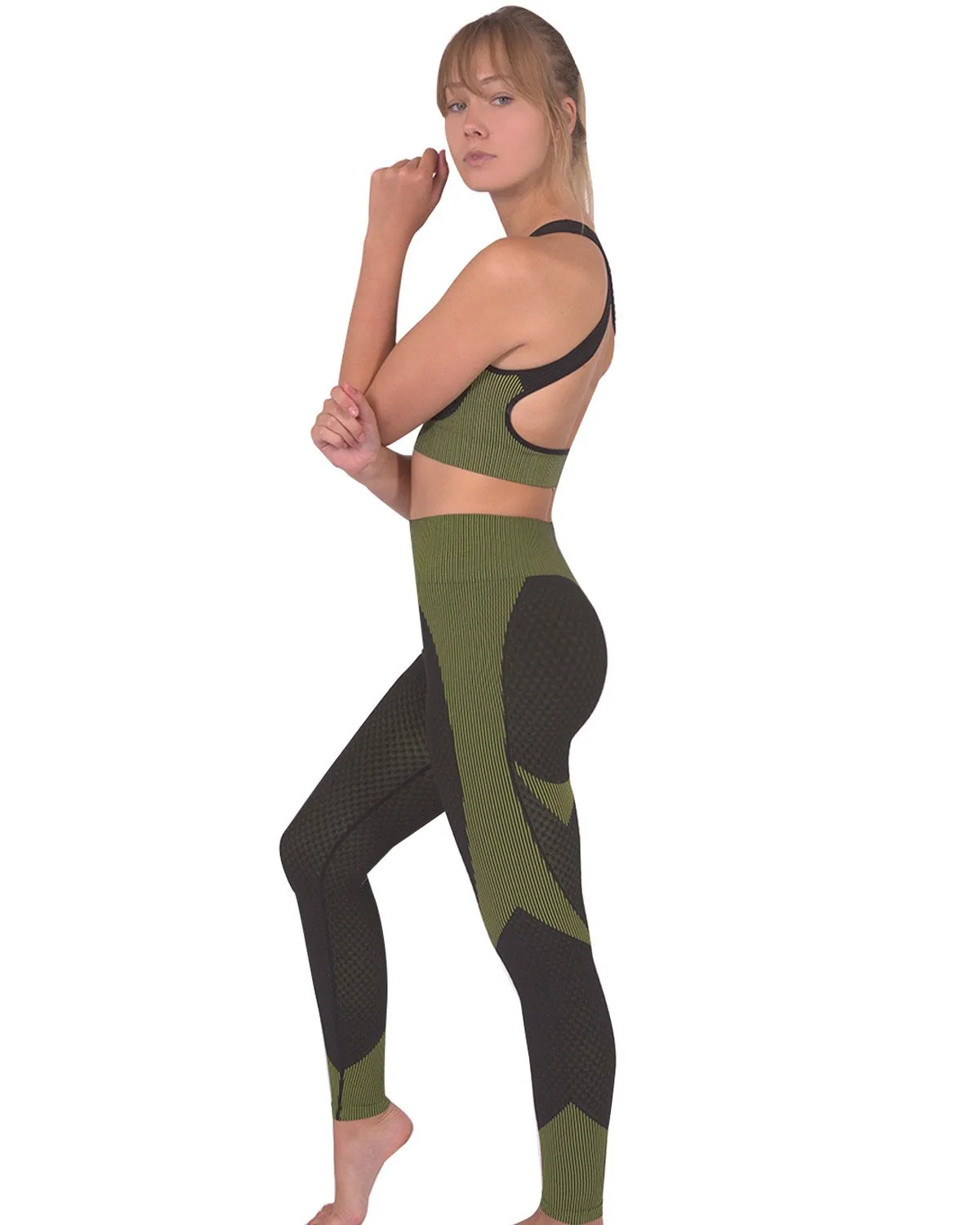 Trois Green Seamless Sports Bra