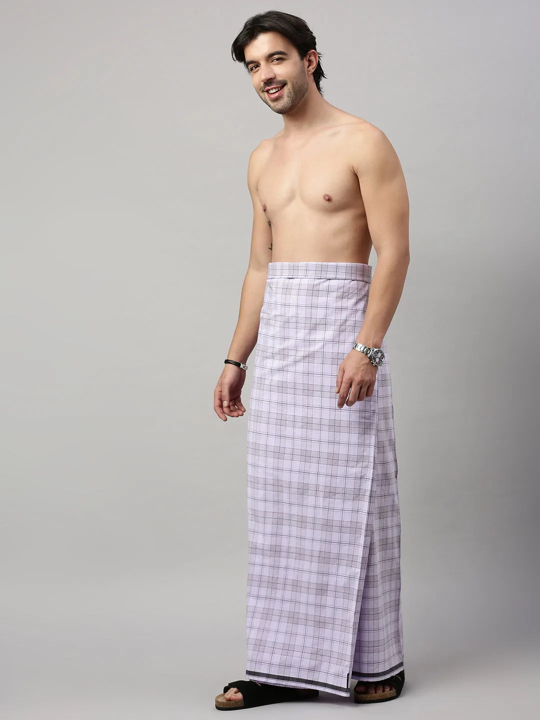 WHITE MACHO 31