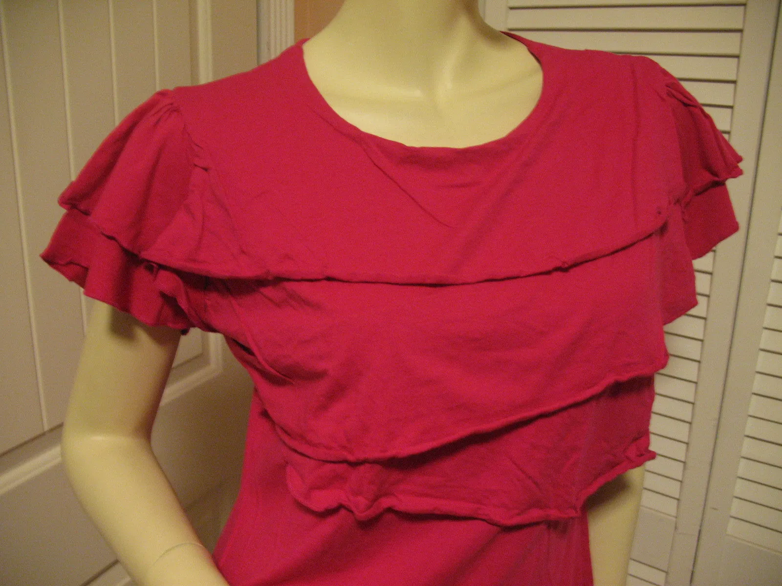Womens Tops RED Cap Sleeve TIER TIERED Layer Layered Chest TOP BLOUSE Casual Clothes Clothing Large